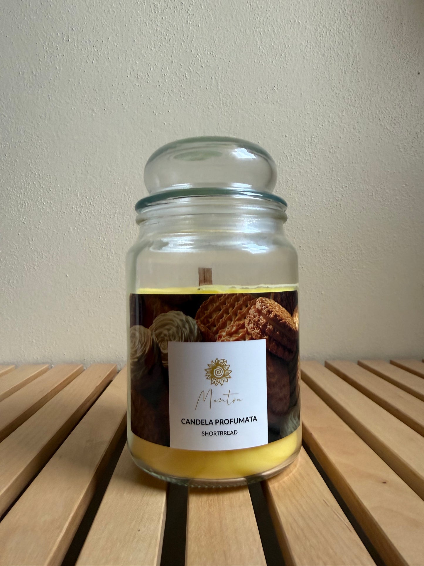 Candela in giara Mantra - profumo shortbread
